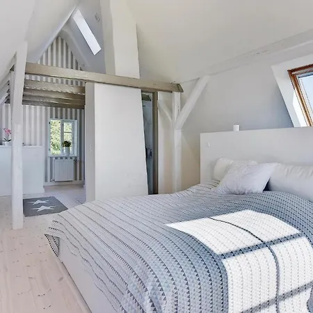 Ferienhaus Holiday With Sea View 07